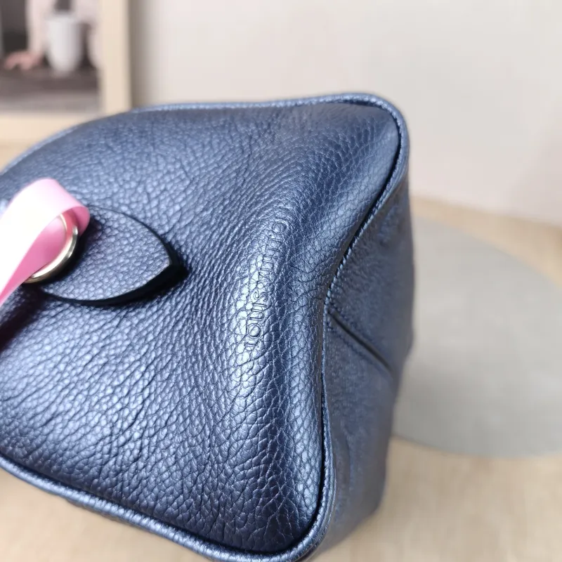 Louis Vuitton Crossbody Bag Speedy20 Empreinte Embossed Calfskin Small 20.5 × 12 × 13.5 cm — detail view 4 of 12