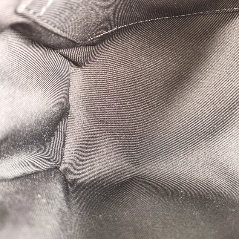 Louis Vuitton Crossbody Bag Keepall 25 Taurillon Embossed Calfskin Monogram Medium25 × 11 × 15 cm — detail view 4 of 12