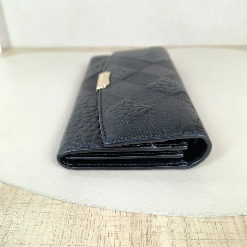 BURBERRY Wallet Wallet Black Calfskin One Size 19 × 2 × 10 cm — detail view 10 of 11