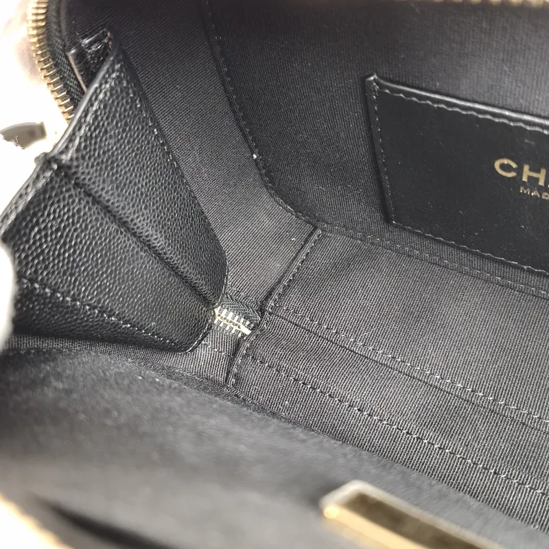 Chanel Crossbody Bag Camera Bag Black Grained Calfskin One Size20 × 7.5 × 12.5 cm — detail view 7 of 15