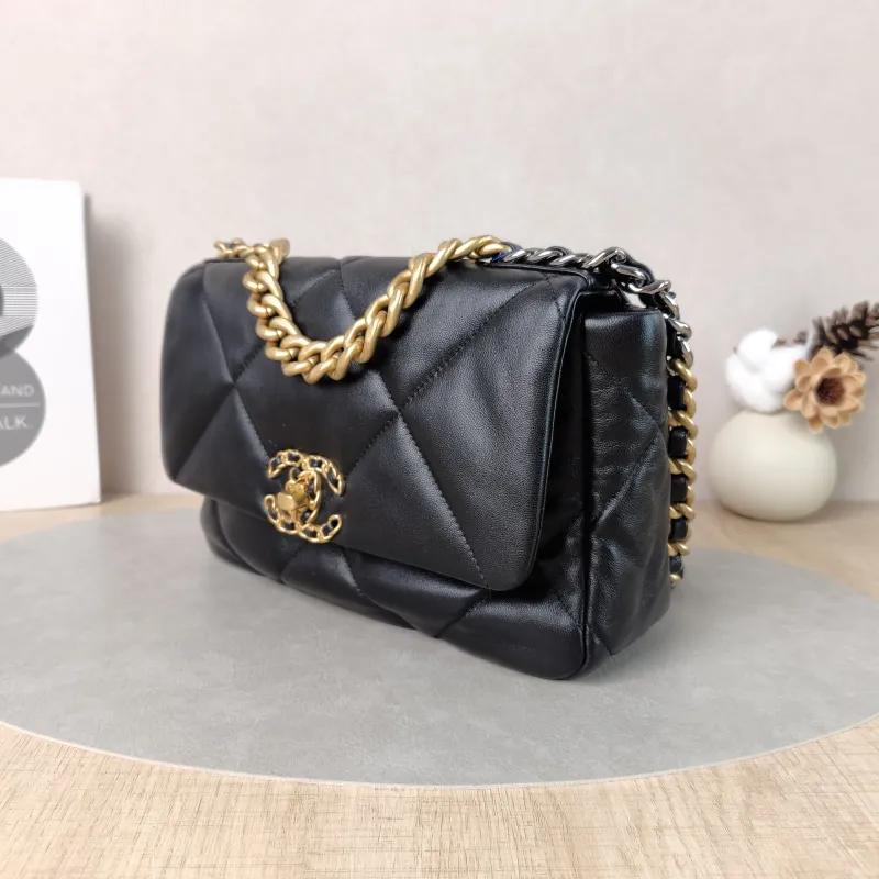 Chanel Crossbody Bag 19Bag Black SL ambskin Small 26 × 9 × 16 cm Microchip Edition — cover view 2 of 5