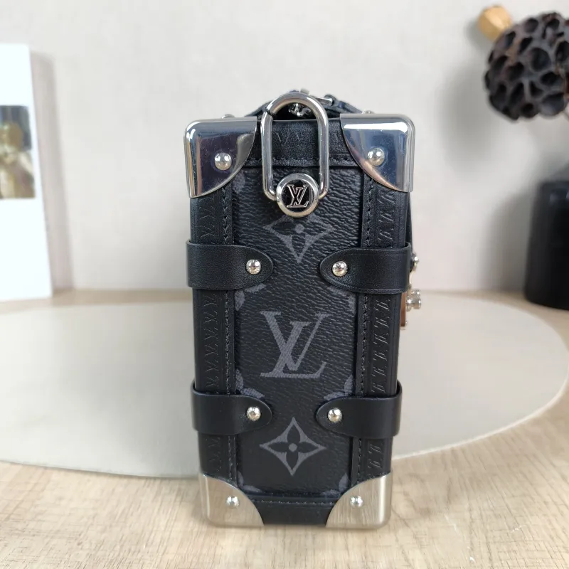 Louis Vuitton Crossbody Bag Side Trunk East West Box Monogram PVC Medium 28 × 7 × 15 cm — detail view 5 of 12