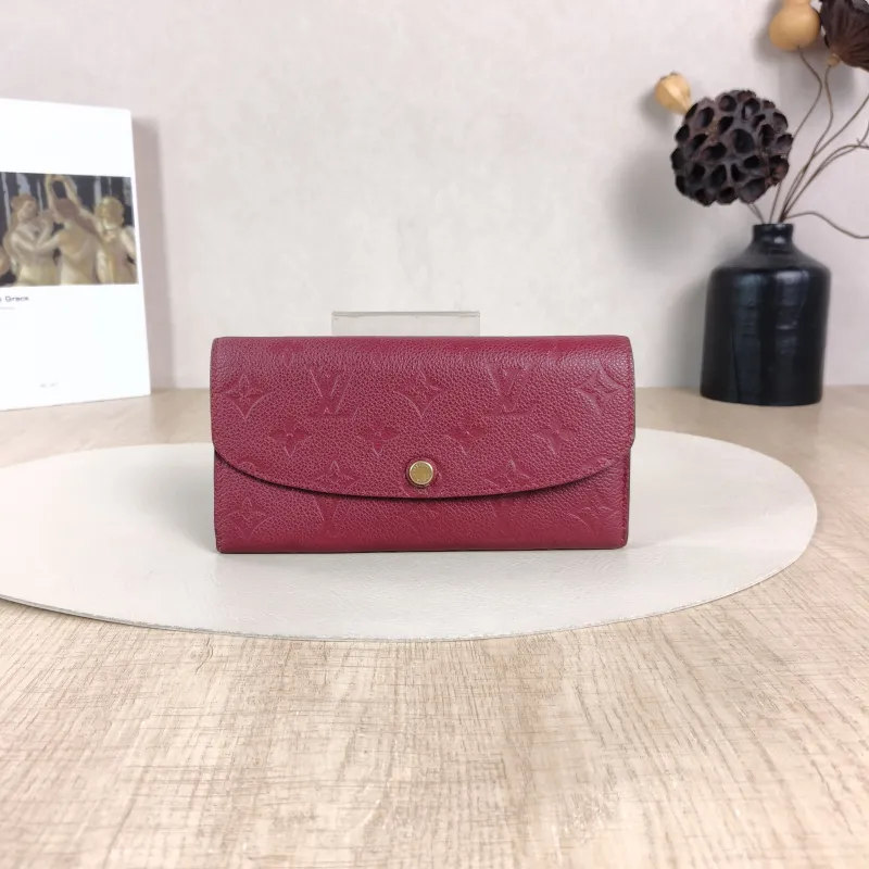 Louis Vuitton Wallet Edition Wallet Red Calfskin One Size19 × 2 × 10 cm