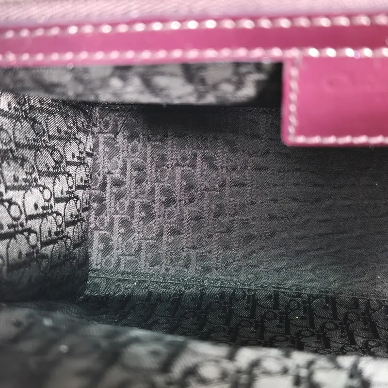 DIOR Top Handle Bag Lady Lady Dior Bag Red Patent Leather Medium24 × 12 × 21 cm — detail view 5 of 13