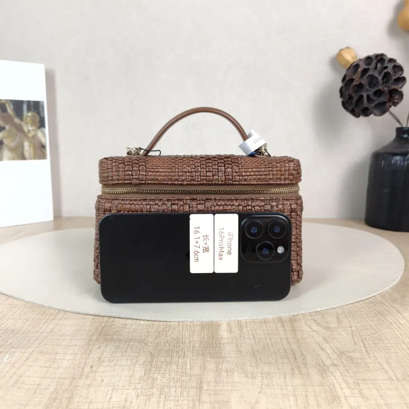 Chanel Crossbody Bag lp Box Bag Top Handle Crossbody Bag 19.5 × 5 × 17 cm — cover view 6 of 6