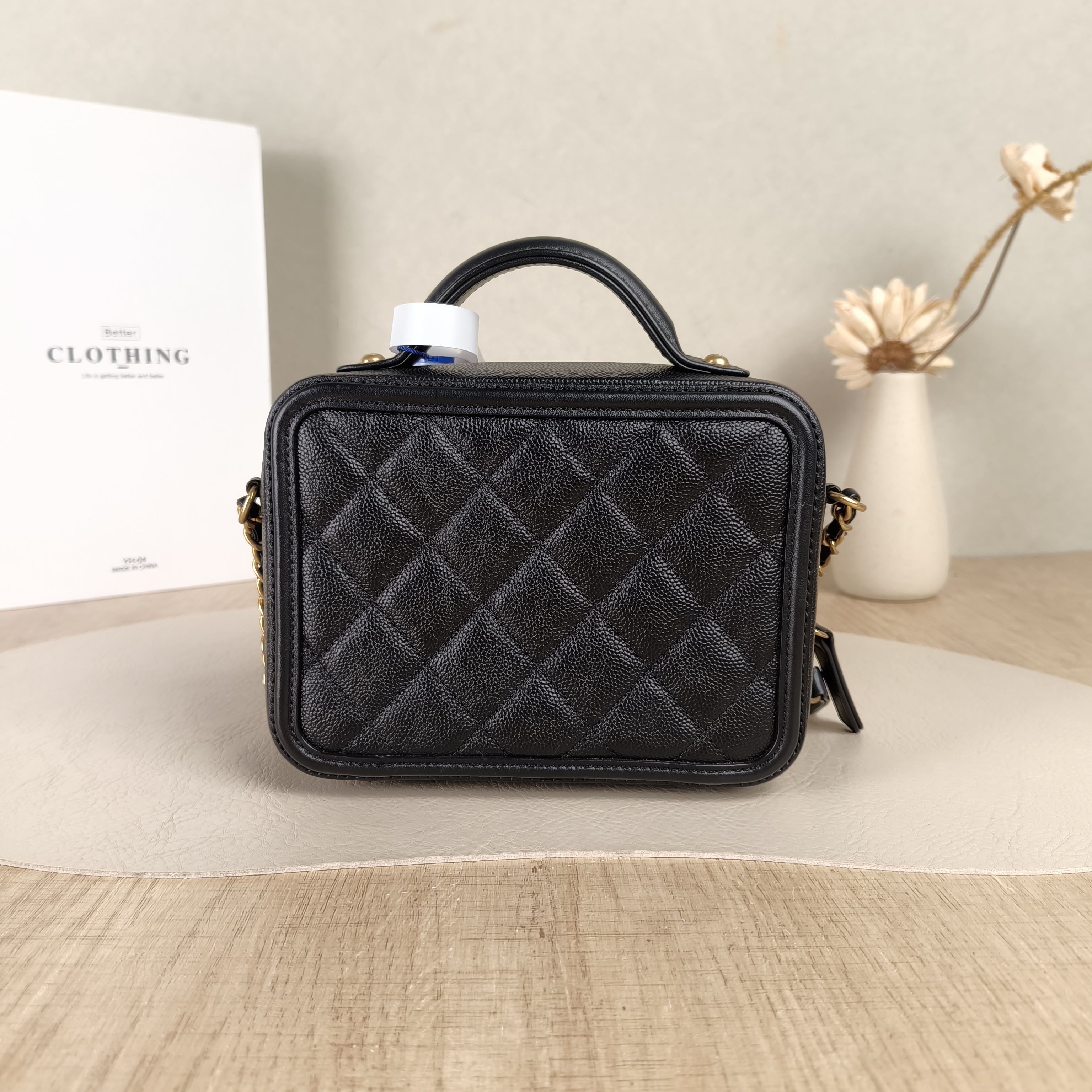 Chanel Crossbody Bag CC Filigree Vanity Cosmetic Bag Black Grained Calfskin Small16 × 7 × 12 cm — cover view 4 of 5