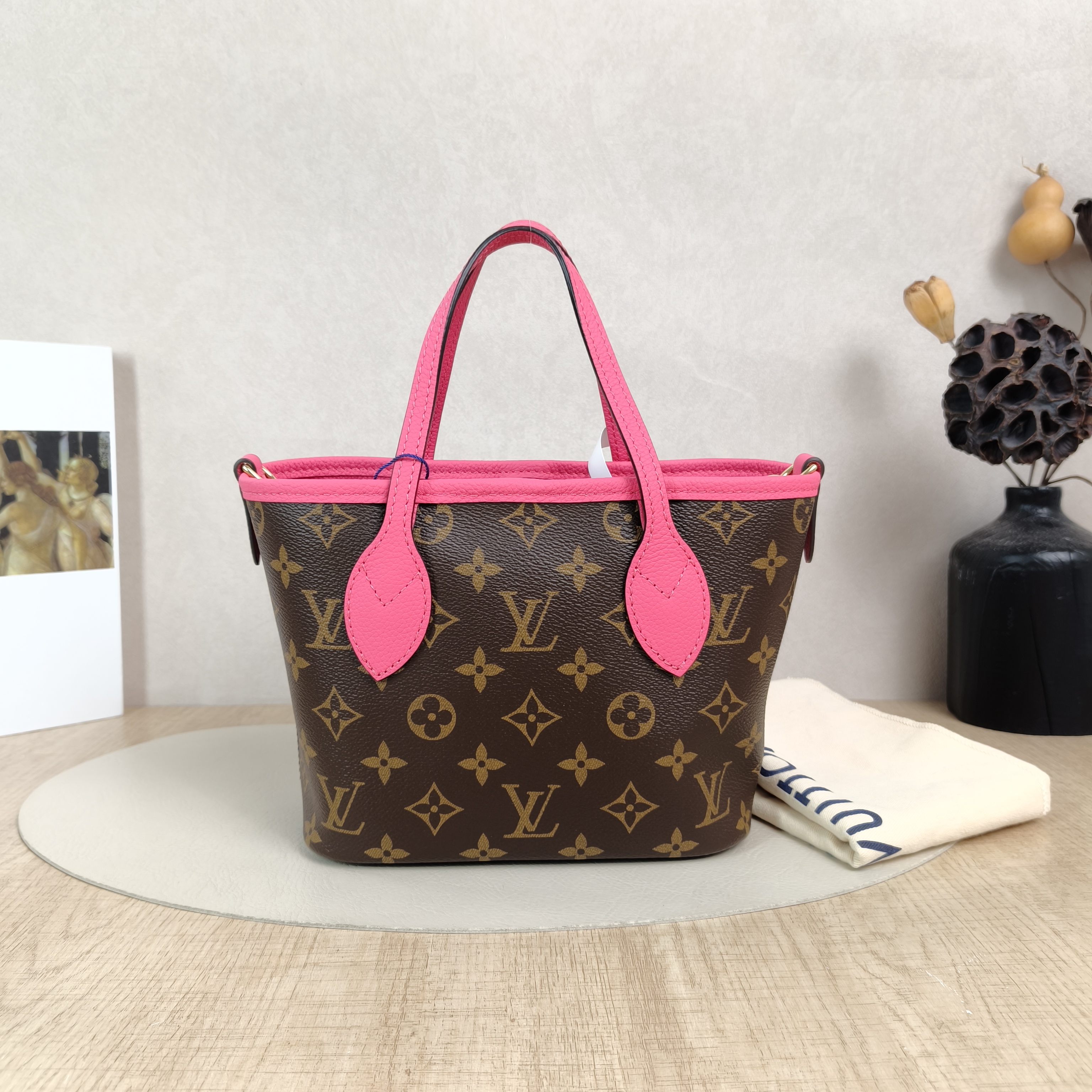 Louis Vuitton Shoulder Bag NEVERFULL INSIDE OUT BB Red PVC · Calfskin BB26.5 × 11 × 16.5 cm — cover view 6 of 6