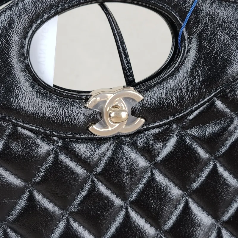 Chanel Crossbody Bag31Bag Black Waxed Leathermini23 × 5.5 × 22 cm — detail view 6 of 11