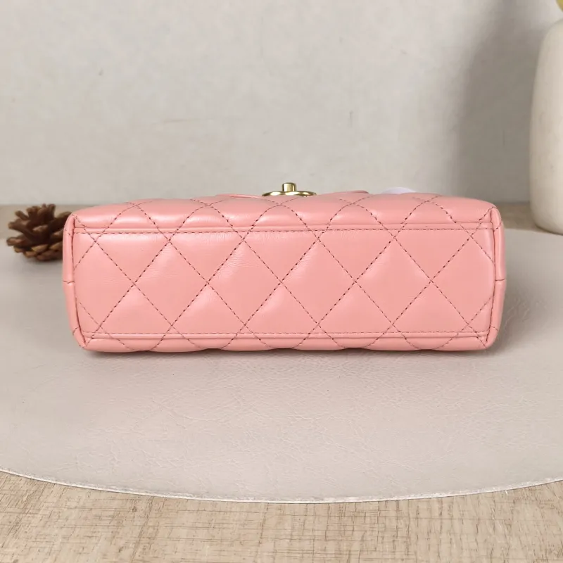 Chanel Crossbody Bag Kelly Pink Calfskinmini19 × 7 × 13 cm — cover view 2 of 5