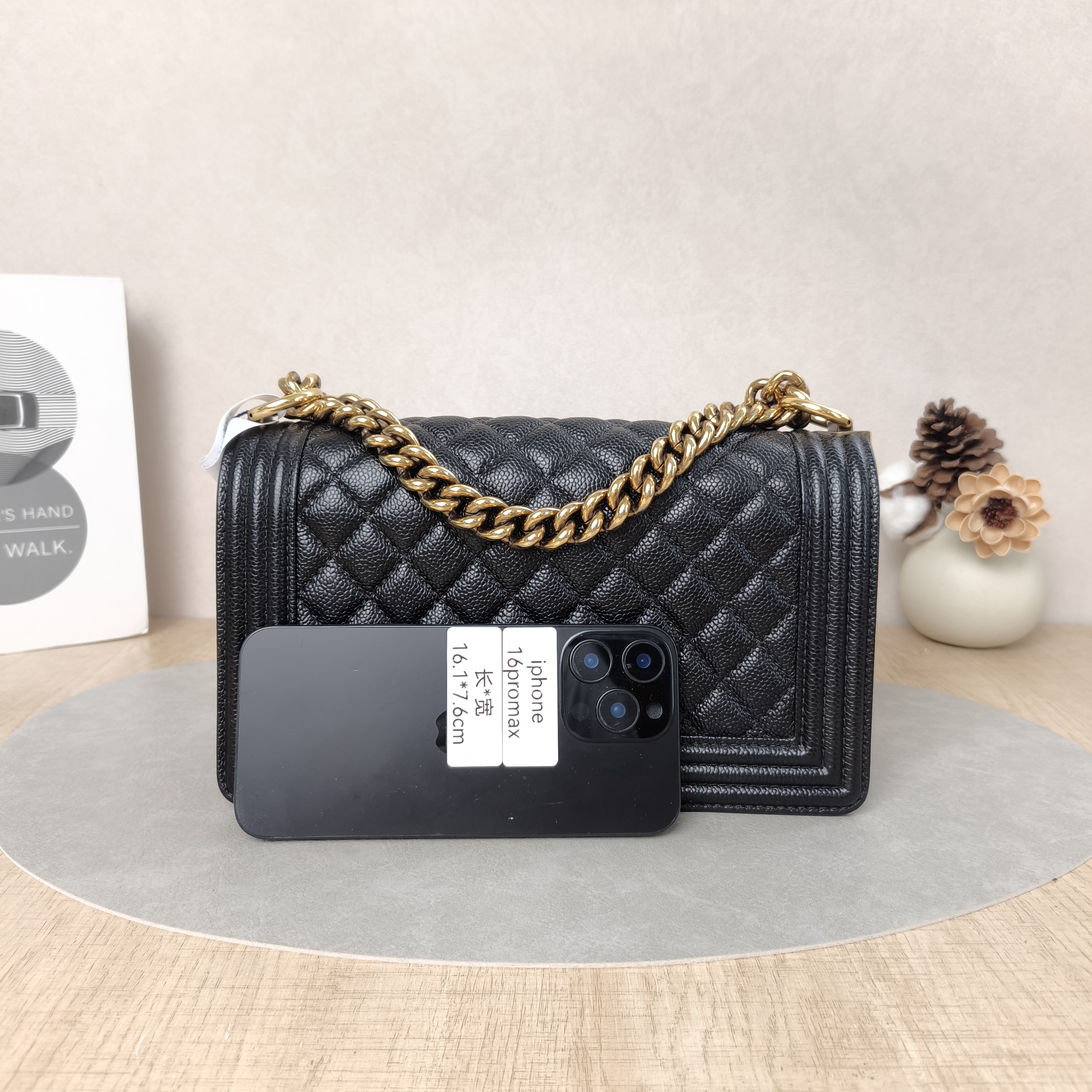Chanel Crossbody Bag Le BoyBlack Grained Calfskin Medium25 × 9 × 15 cm — cover view 5 of 5