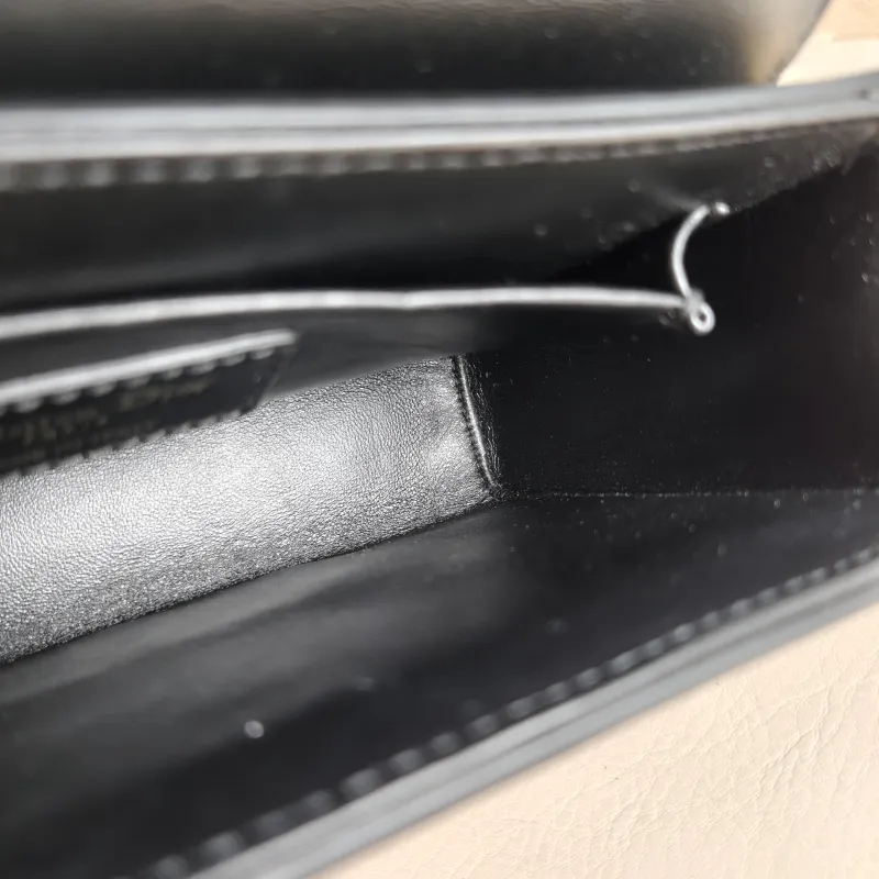 DIOR Crossbody Bag 30Montaigne 30 Box Box Black Calfskin Mini 17.5 × 5 × 11.5 cm — detail view 9 of 10