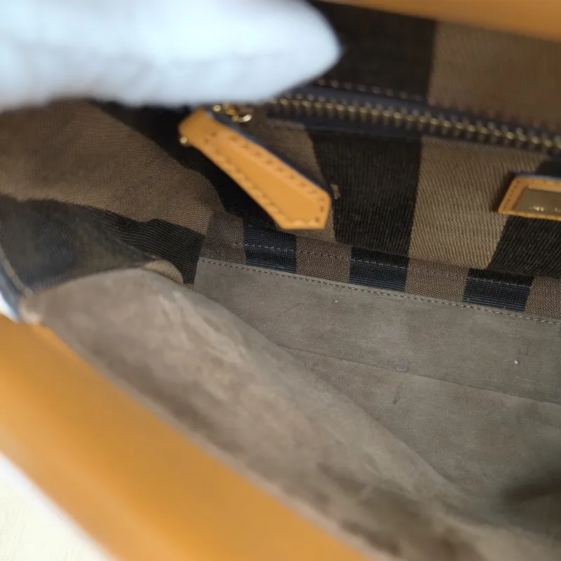 FENDI Top Handle Bag Peekaboo Brown Calfskin Medium 33.5 × 13 × 25.5 cm — detail view 11 of 13