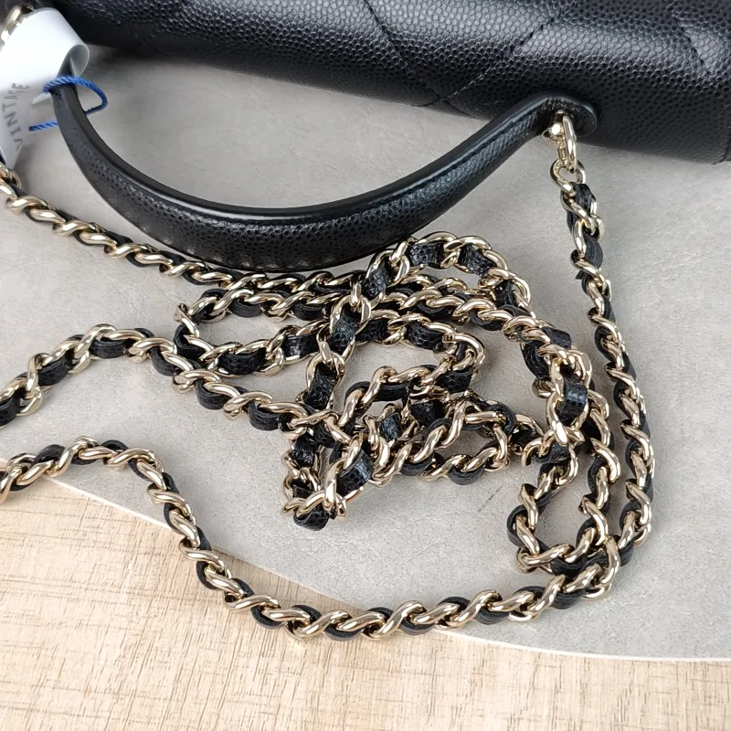 Chanel Crossbody Bag 25k woc Black Calfskin 19.2 × 3.5 × 12.3 cm — detail view 5 of 12