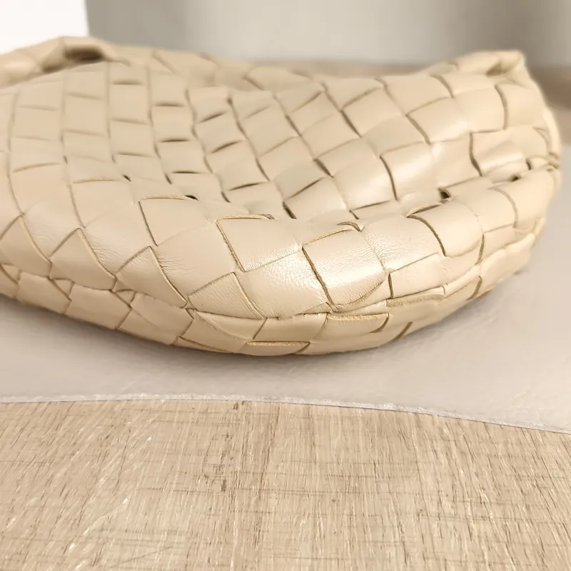 Bottega Veneta Top Handle Bag Jodie Beige Lambskin Mini 28 × 8 × 23 cm — detail view 2 of 10