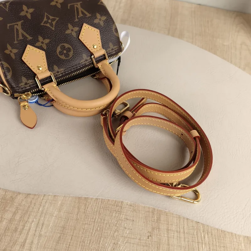 Louis Vuitton Crossbody Bag Speedy Nano Shoulder Strap PVC nano 16 × 7.5 × 10 cm — detail view 8 of 10