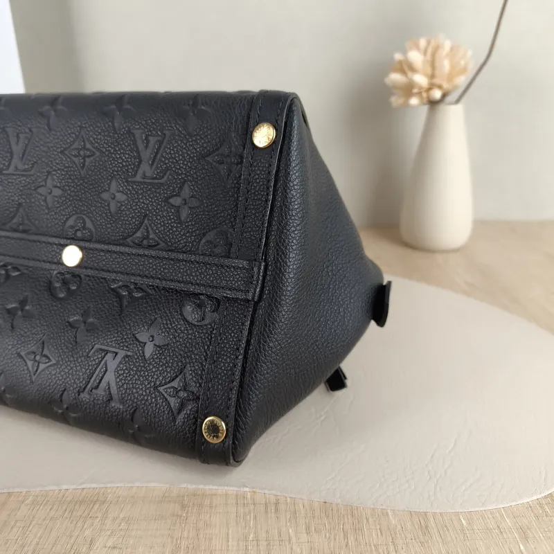 Louis Vuitton Top Handle Bag Top Handle Bag Black Calfskin One Size 21 × 15 × 16 cm — detail view 6 of 12