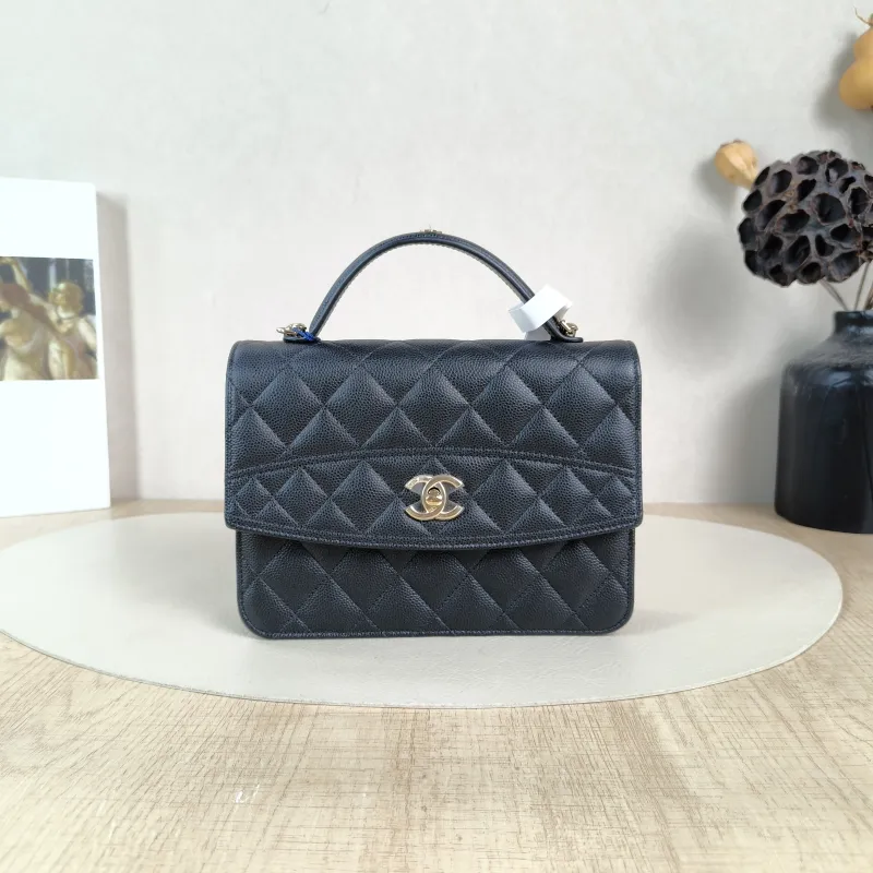 Chanel Backpack Backpack Black Grained Calfskin One Size18.2 × 5 × 14 cm