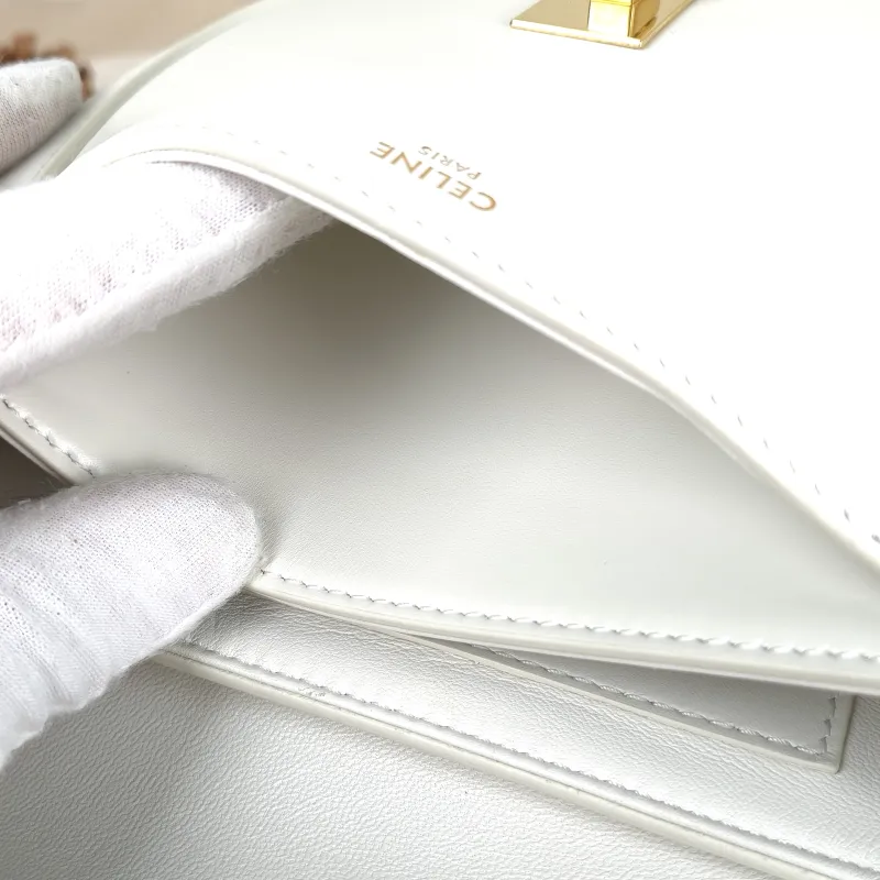 CELINE Crossbody Bag Besace 16 White Calfskin Small19 × 6 × 17 cm — detail view 3 of 11