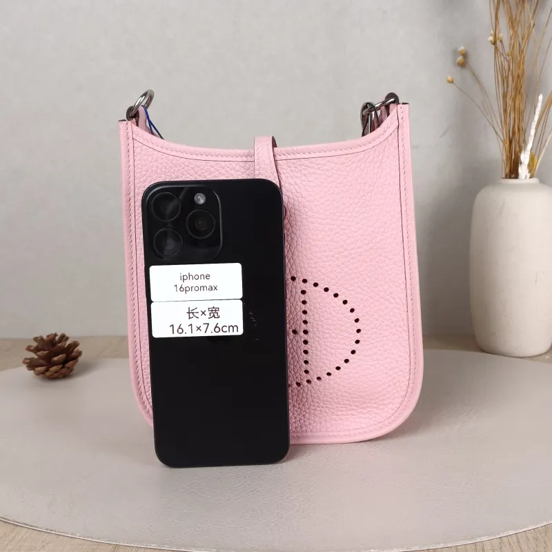 Hermès Crossbody Bag Evelyne Mini 16 Mini 16 TC Calfskin Mini 17 × 5.5 × 18 cm K — cover view 4 of 5