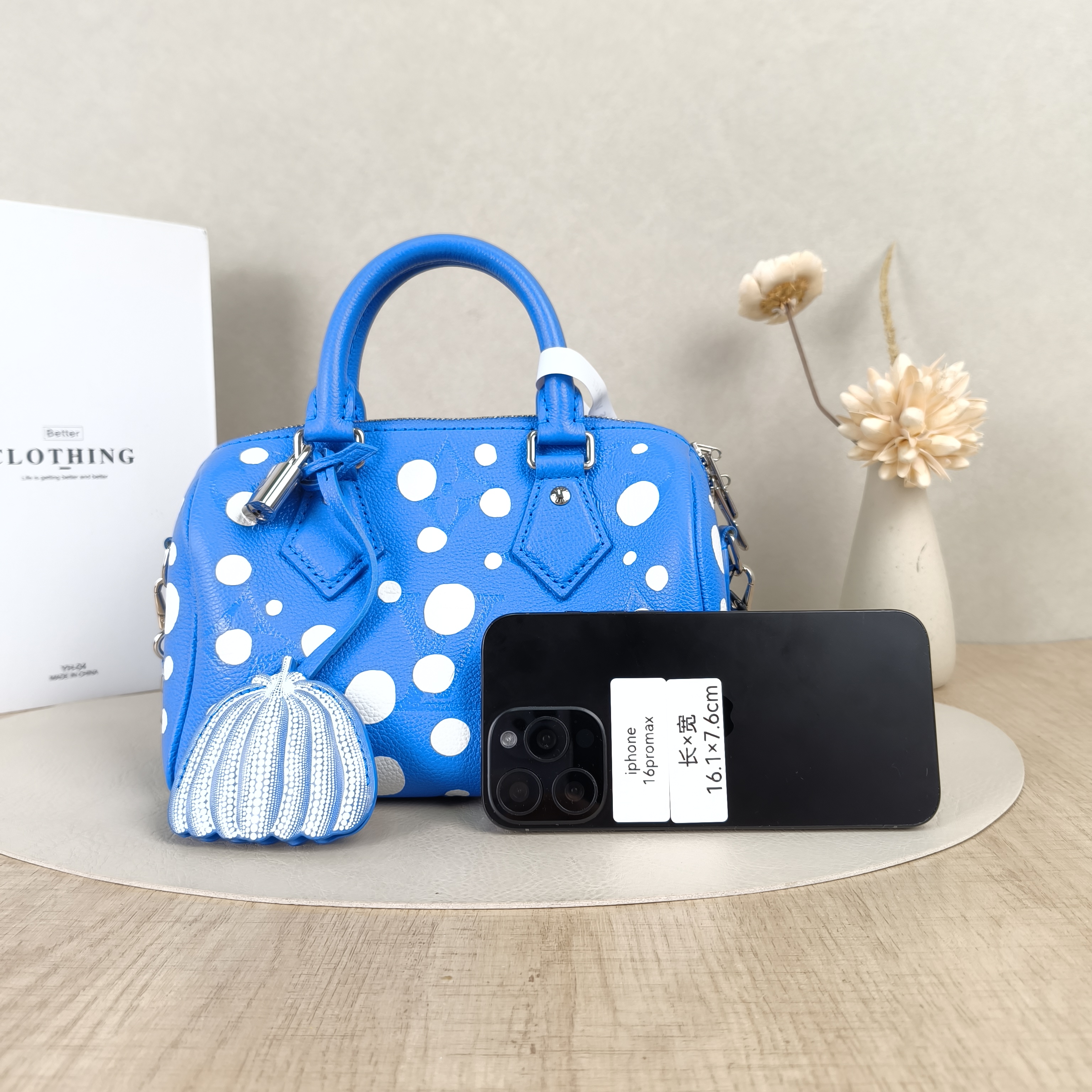Louis Vuitton Crossbody Bag Speedy20 - Calfskin Small20.5 × 12 × 13.5 cm — cover view 3 of 9
