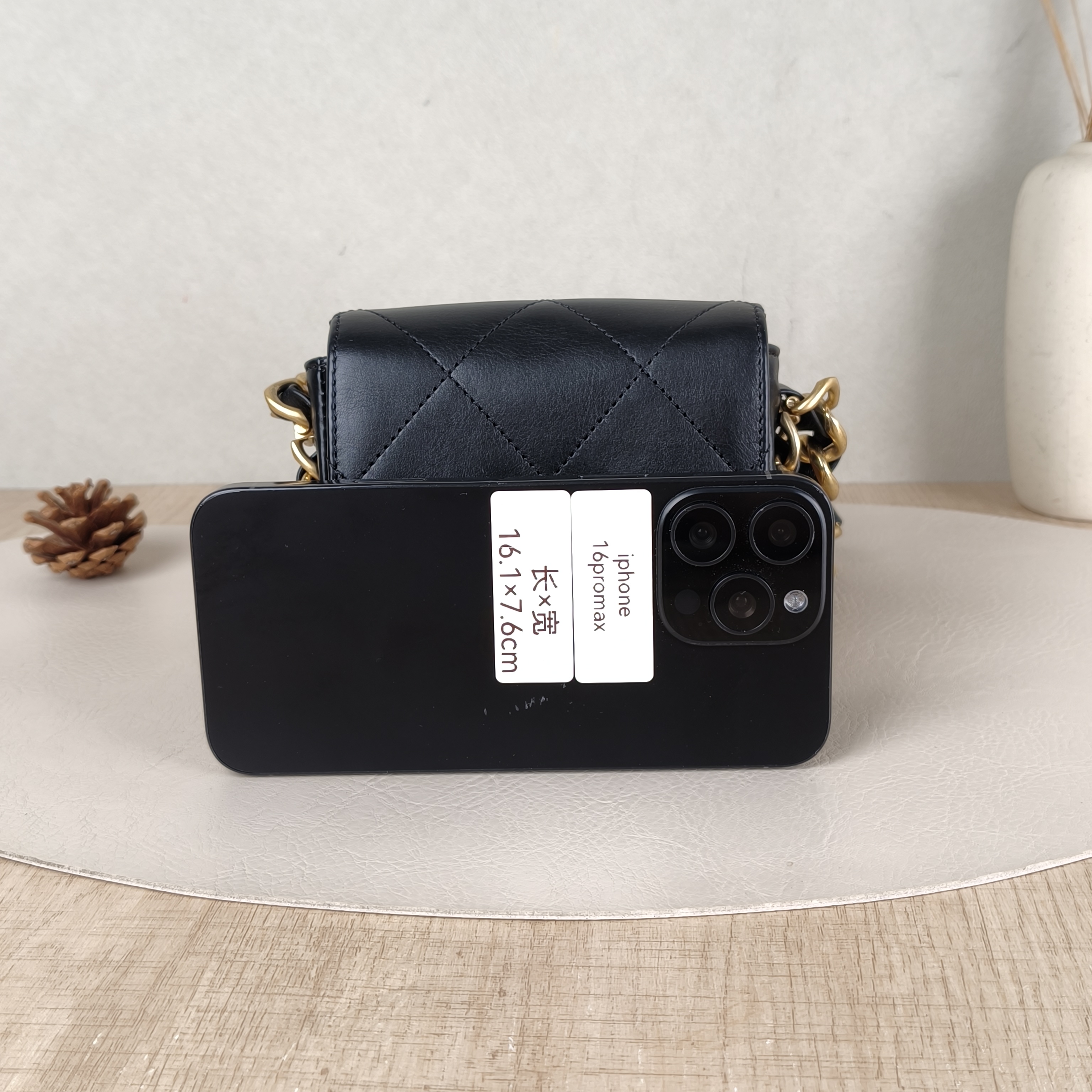 Chanel Crossbody Bag Crossbody Bag Black Calfskinmini12 × 3 × 10 cm — cover view 4 of 5