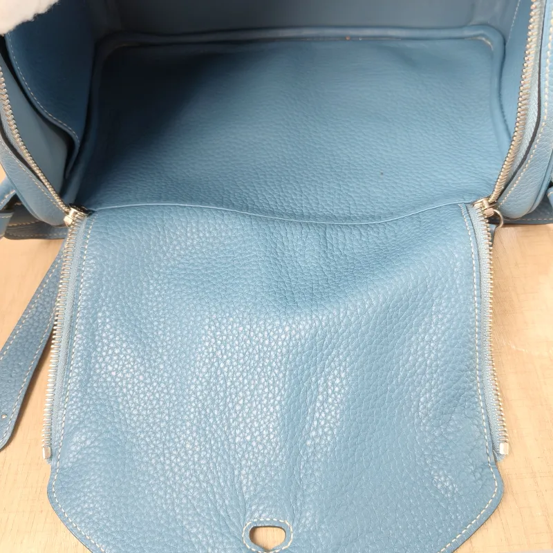 Hermès Crossbody Bag Lindy 3075 Taurillon Clemence TC Calfskin30 × 15 × 19 cm — detail view 3 of 14