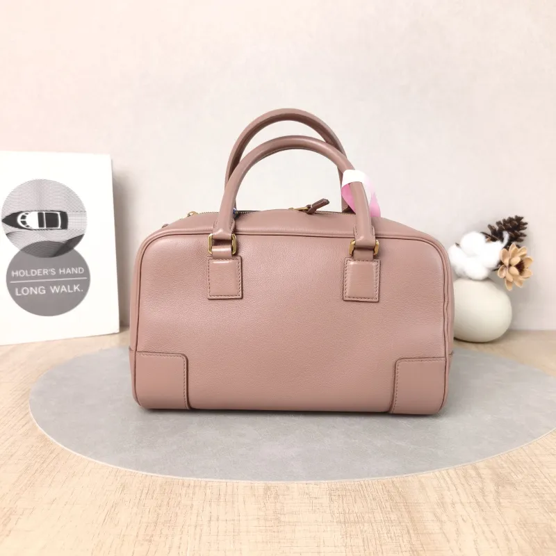 LOEWE Crossbody Bag amazona 19 Calfskin One Size 24 × 19 × 15 cm — cover view 5 of 5