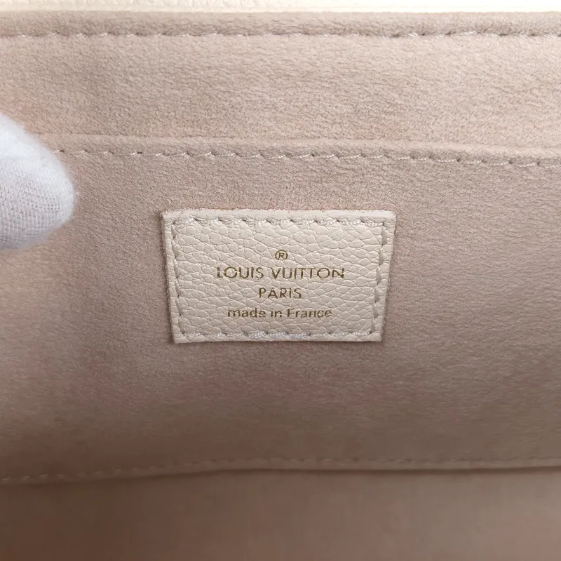 Louis Vuitton Crossbody Bag Favorite White · Pink Empreinte Embossed Calfskin Monogram Medium24 × 9 × 14 cm — detail view 12 of 14