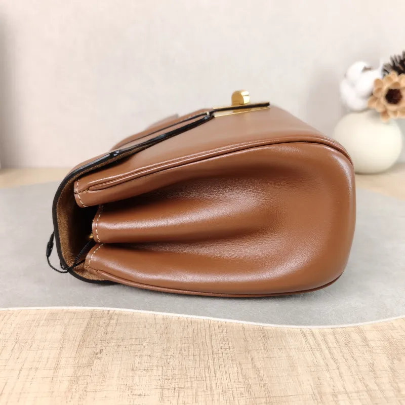 CELINE Shoulder Bag Soft 16Shoulder Bag Caramel Calfskin Small 23 × 9 × 15 cm — detail view 2 of 14