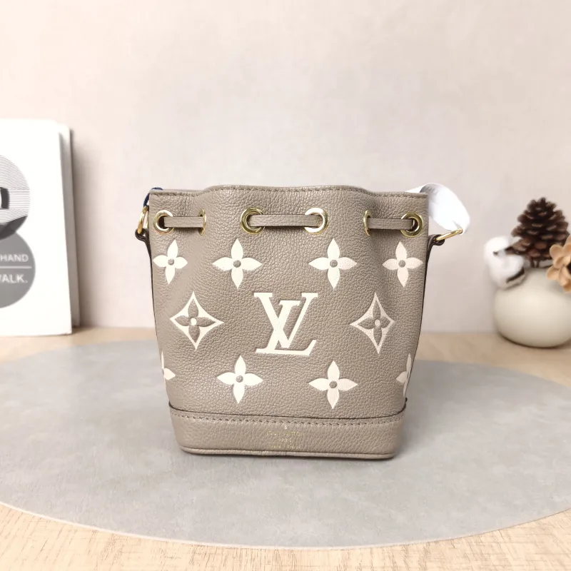 Louis Vuitton Crossbody Bag NANO NOÉ Bucket Bag Nano · White Empreinte Embossed Calfskin Monogramnano13 × 10 × 16 cm — cover view 5 of 5