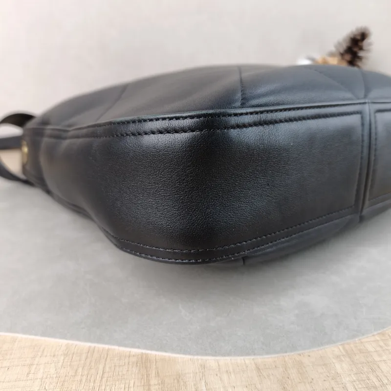 Chanel Shoulder Bag hobo Black Calfskin One Size 27 × 7 × 27 cm — detail view 5 of 10