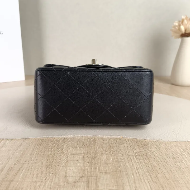 Chanel Crossbody Bag Classic Flap Mini CF Mini Black SL ambskin Mini 17 × 8 × 13.5 cm — cover view 3 of 6