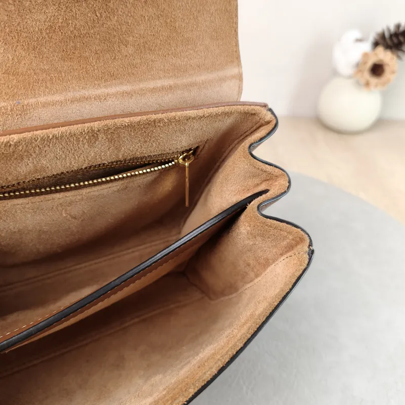 CELINE Shoulder Bag Soft 16Shoulder Bag Caramel Calfskin Small 23 × 9 × 15 cm — detail view 5 of 14