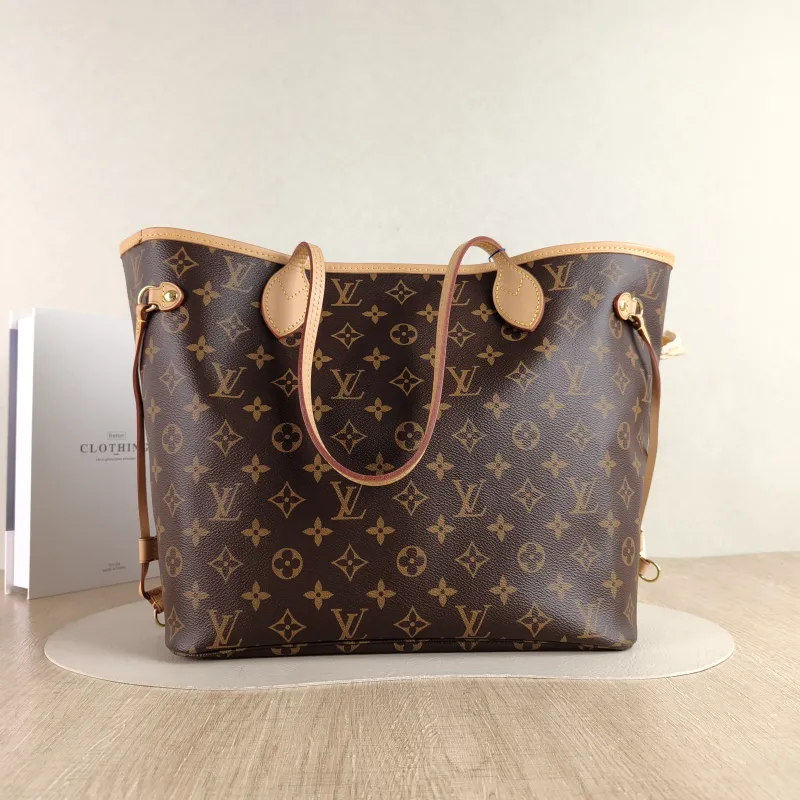 Louis Vuitton Shoulder Bag Neverfull Monogram PVC Medium 31 × 14 × 28 cm