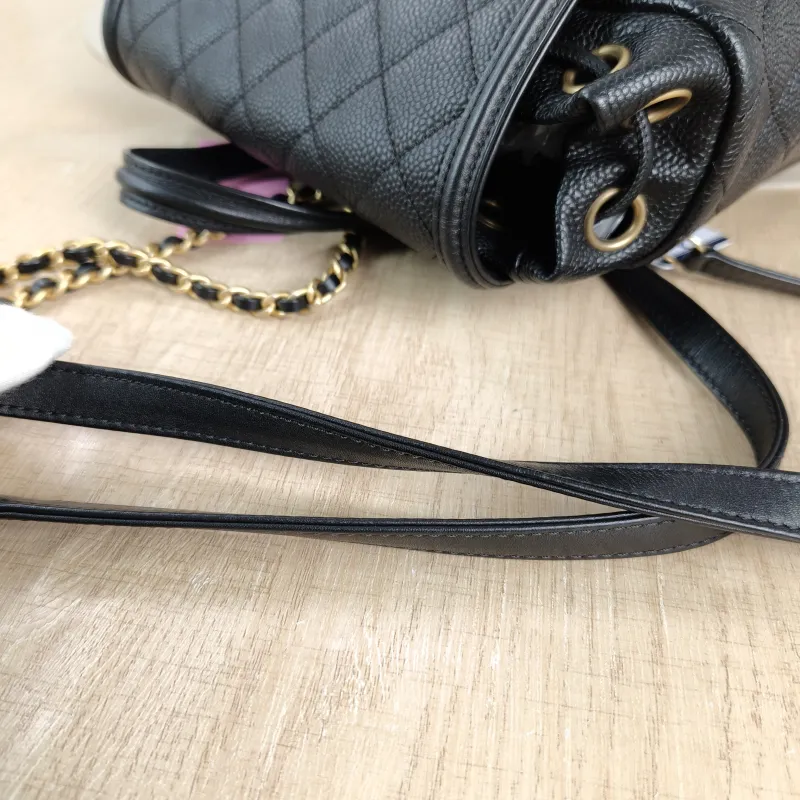 Chanel Backpack vanity case Backpack Black Calfskin One Size 22 × 13 × 25 cm 26 — detail view 4 of 13