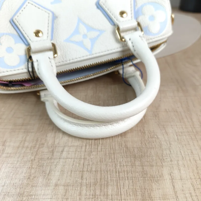 Louis Vuitton Crossbody Bag Speedy20 White · Blue Empreinte Embossed Calfskin Small 20.5 × 12 × 13.5 cm — detail view 3 of 13