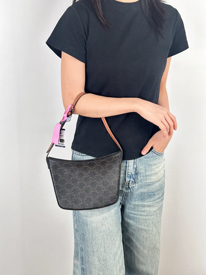 CELINE Shoulder Bag Croque Hobo Monogram PVC Medium18.5 × 2 × 15.5 cm — on-model view 3 of 3