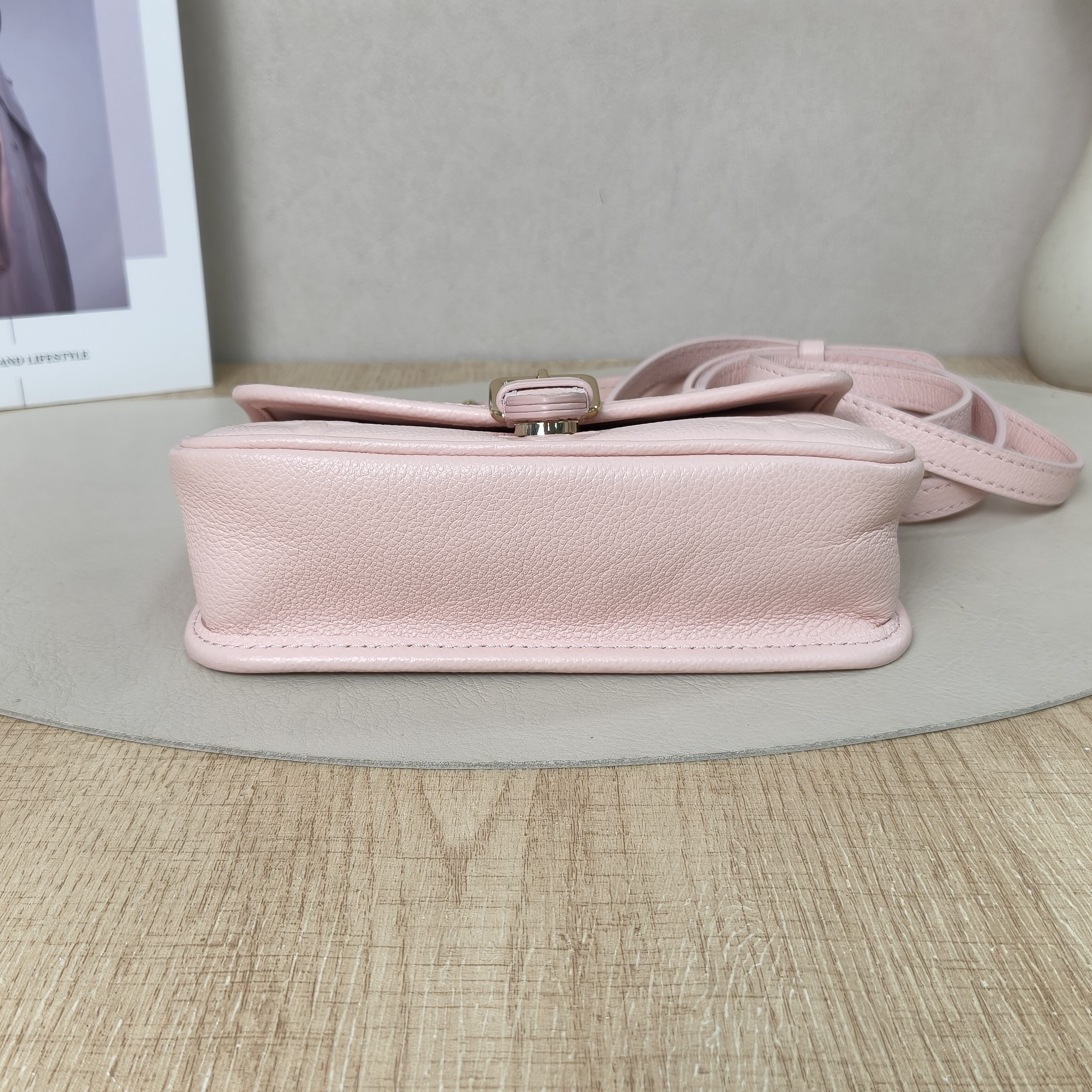 Louis Vuitton Crossbody Bag Diane Baguette Bag Pink Calfskinnano19 × 6 × 10.5 cm — cover view 7 of 11