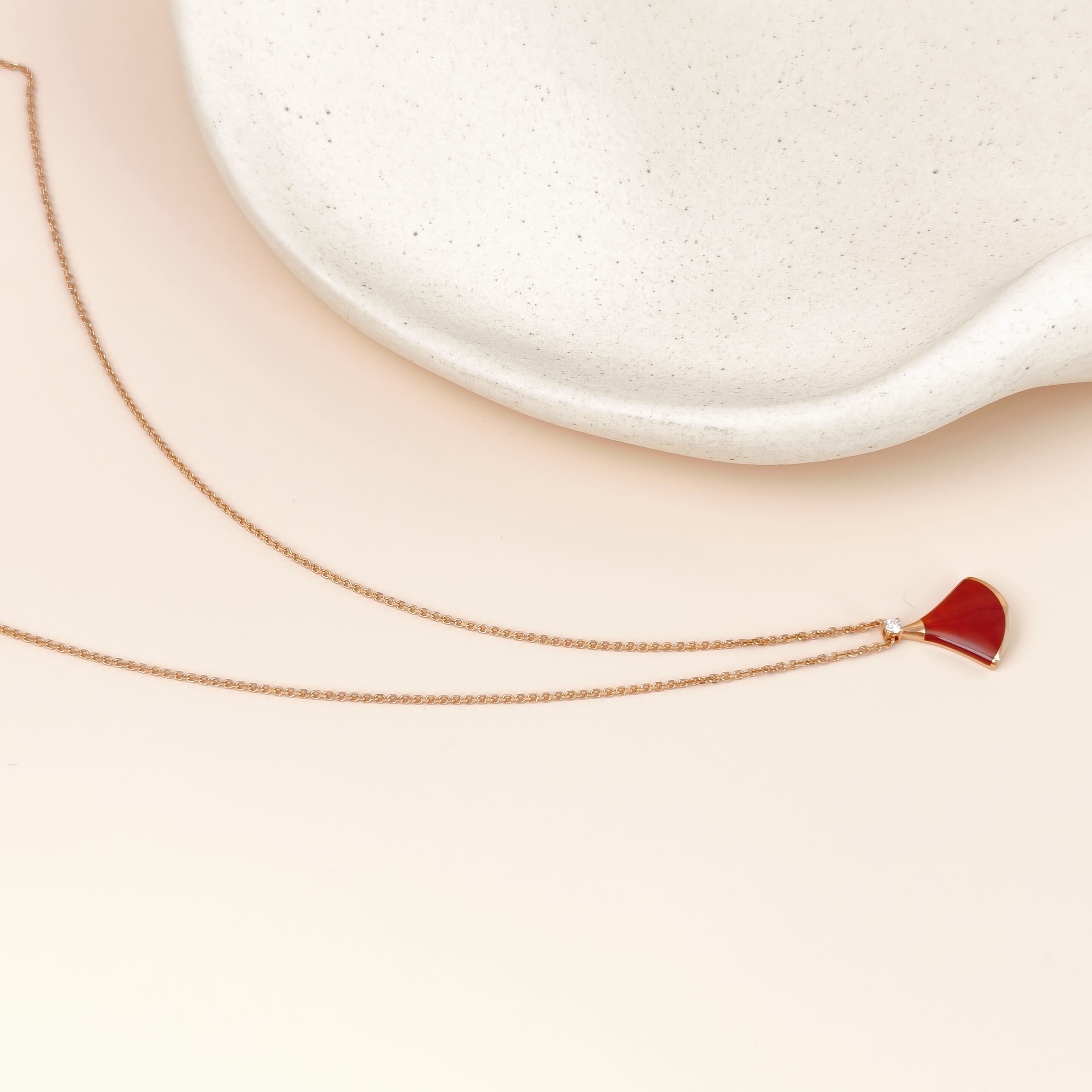 Bvlgari Necklace DIVAS’ DREAM Collection Diamond18KR ose Gold One Size Pendant1.5cm — cover view 8 of 10