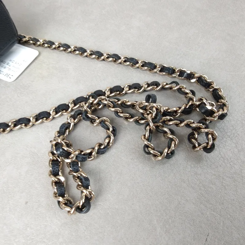 Chanel Top Handle Bag Coco Handle​ Black Grained Calfskin Mini 12 × 4 × 9 cm — detail view 3 of 11