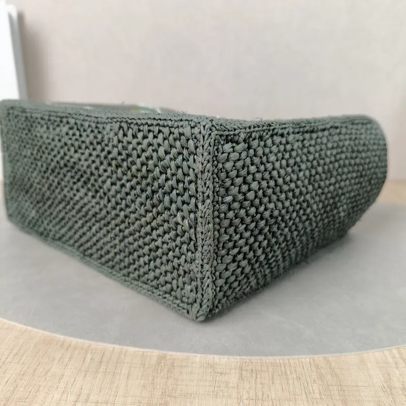 LOEWE Shoulder Bag Tote Bag Green Woven One Size 23 × 10 × 19 cm — detail view 3 of 12