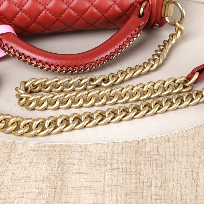 Chanel Crossbody Bag Le Boy​ Red Lambskin Medium 25 × 9 × 15 cm 24 — detail view 16 of 16