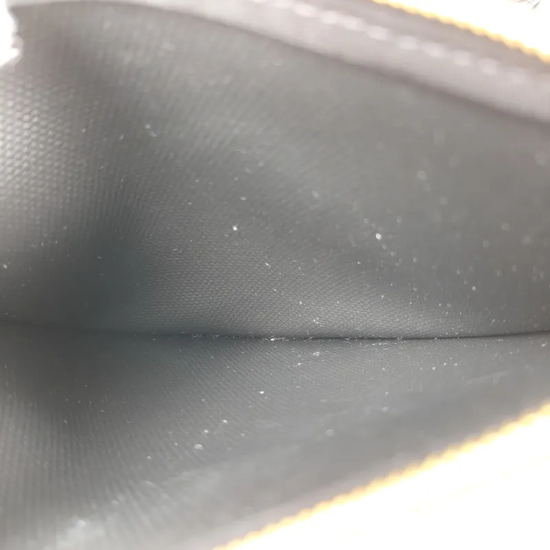 Hermès Crossbody Bag Herbag 31 Black Canvas Calfskin Medium 30.5 × 11 × 25.5 cm Z — detail view 3 of 17