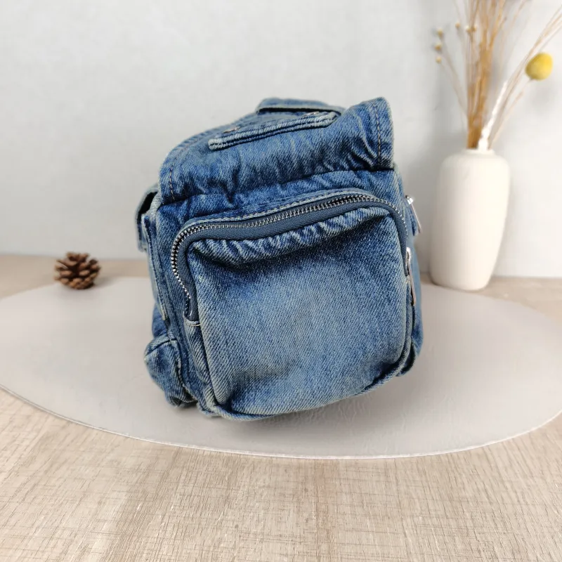 BALENCIAGA Shoulder Bag Superbusy Shoulder Bag Blue Small 37 × 12 × 13 cm — detail view 1 of 13