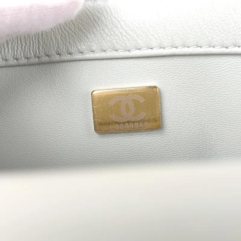 Chanel Crossbody Bag Classic Flap Large Mini CF Mini Green Lambskin C mini 20 × 6 × 12 cm — detail view 15 of 15