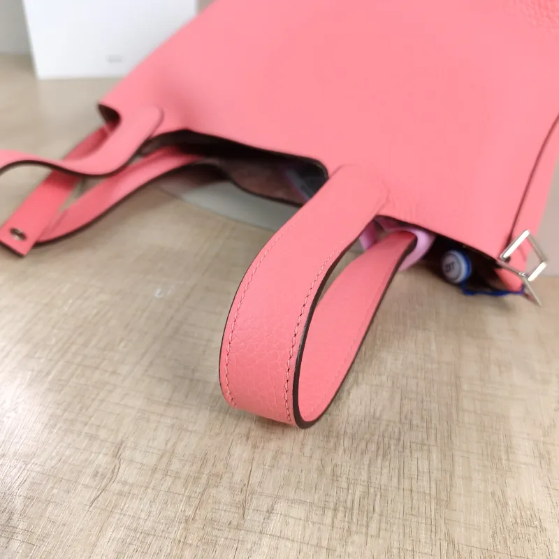 Hermès Top Handle Bag Picotin Lock 18 18 8W Small 18 × 13 × 18 cm K — detail view 1 of 11