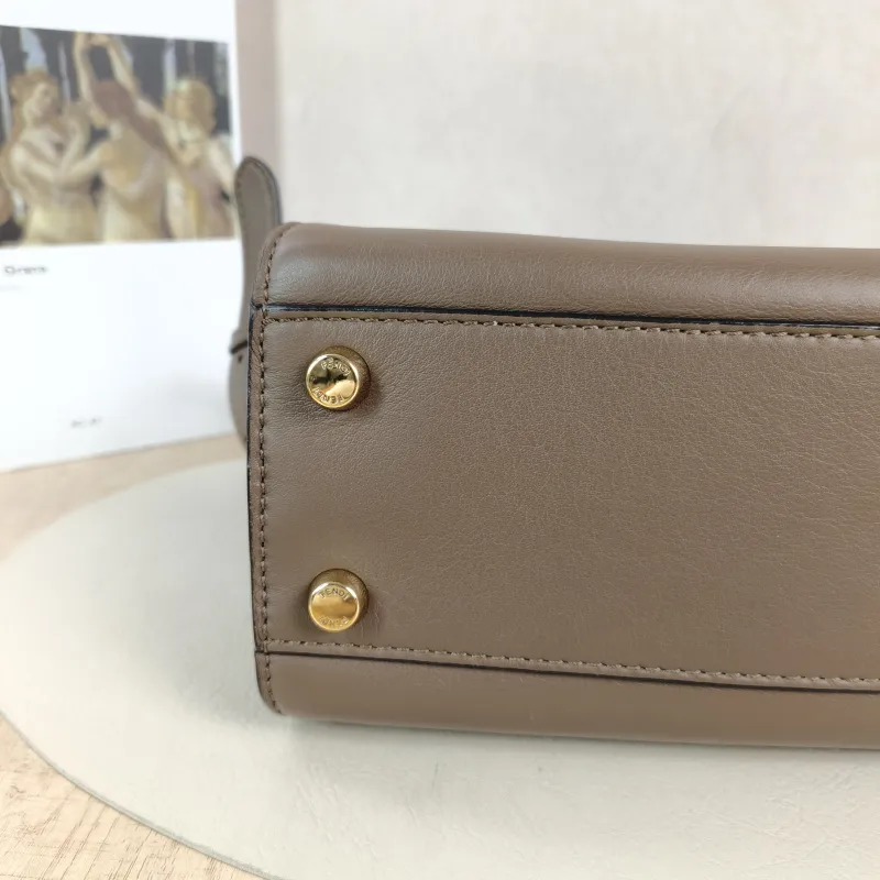 FENDI Crossbody Bag Peekaboo Essentially Small Brown Calfskin Small27 × 11 × 21 cm — detail view 5 of 12