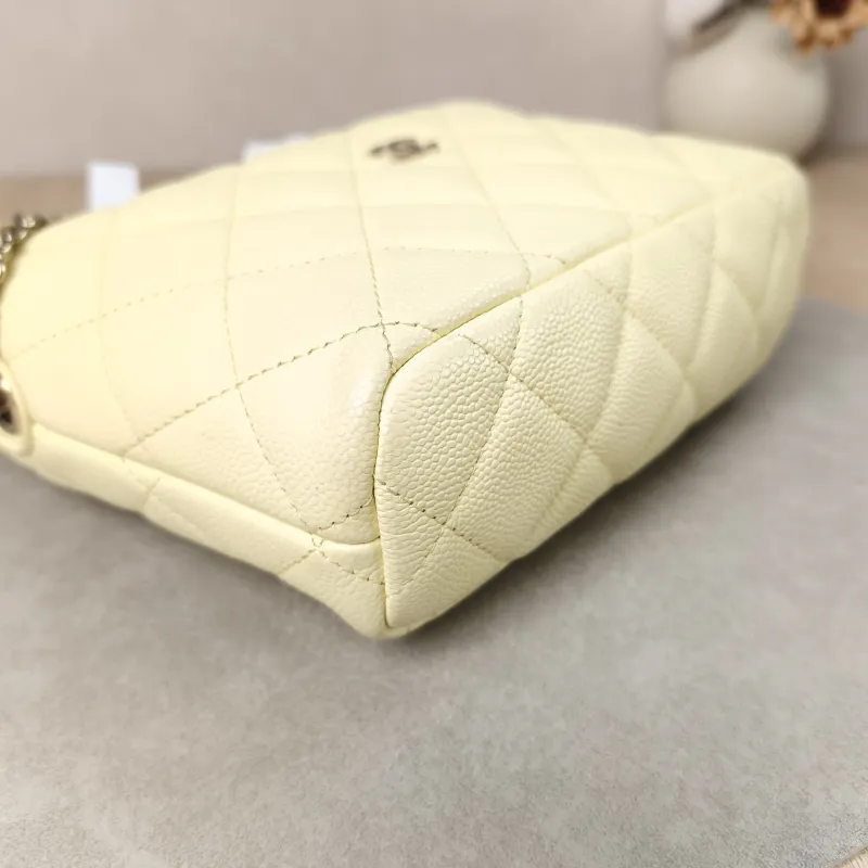 Chanel Crossbody Bag Crossbody Bag Yellow Grained Calfskin One Size21.5 × 7.5 × 19 cm — detail view 13 of 14