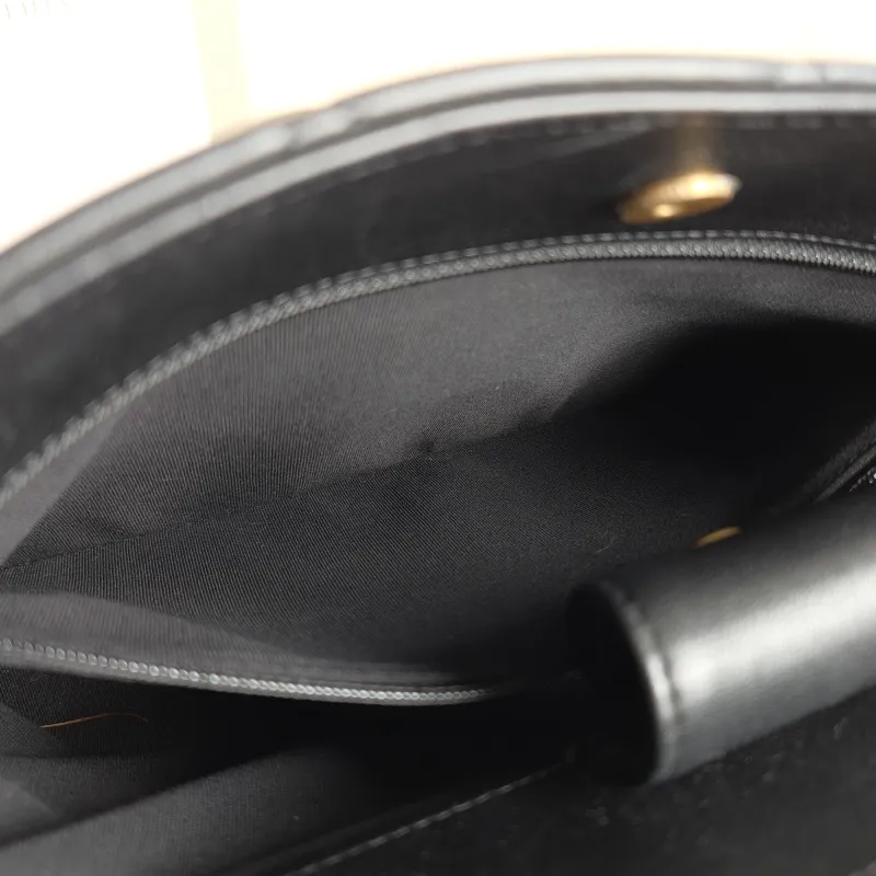 Chanel Shoulder Bag Tote Bag Black One Size 28 × 11 × 18 cm — detail view 10 of 12