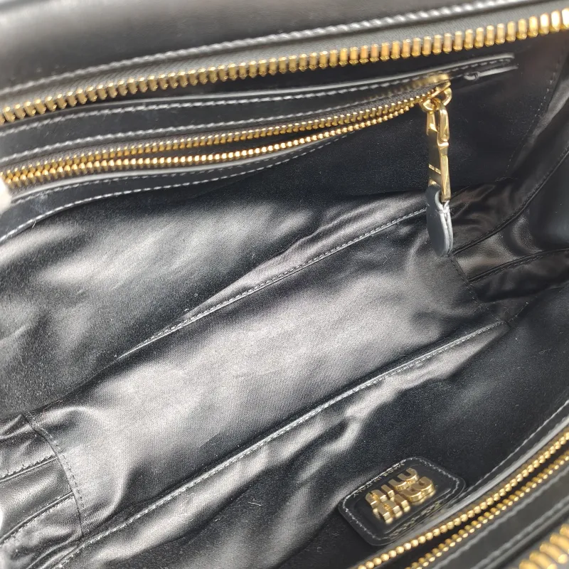 Miumiu Top Handle Bag Beau Black Calfskin Medium30 × 8.5 × 17 cm — detail view 3 of 12